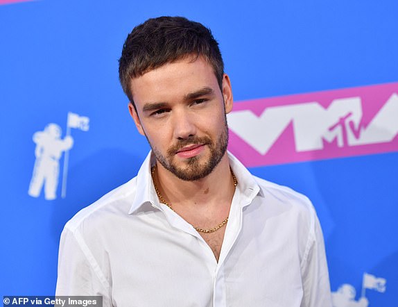 (FILES) British singer Liam Payne attends the 2018 MTV Video Music Awards at Radio City Music Hall on August 20, 2018 in New York City. British singer Liam Payne, former member of the group One Direction, died Wednesday aged 31 after falling from the third floor of a hotel in Argentina, police in Buenos Aires said. (Photo by ANGELA WEISS / AFP) (Photo by ANGELA WEISS/AFP via Getty Images)